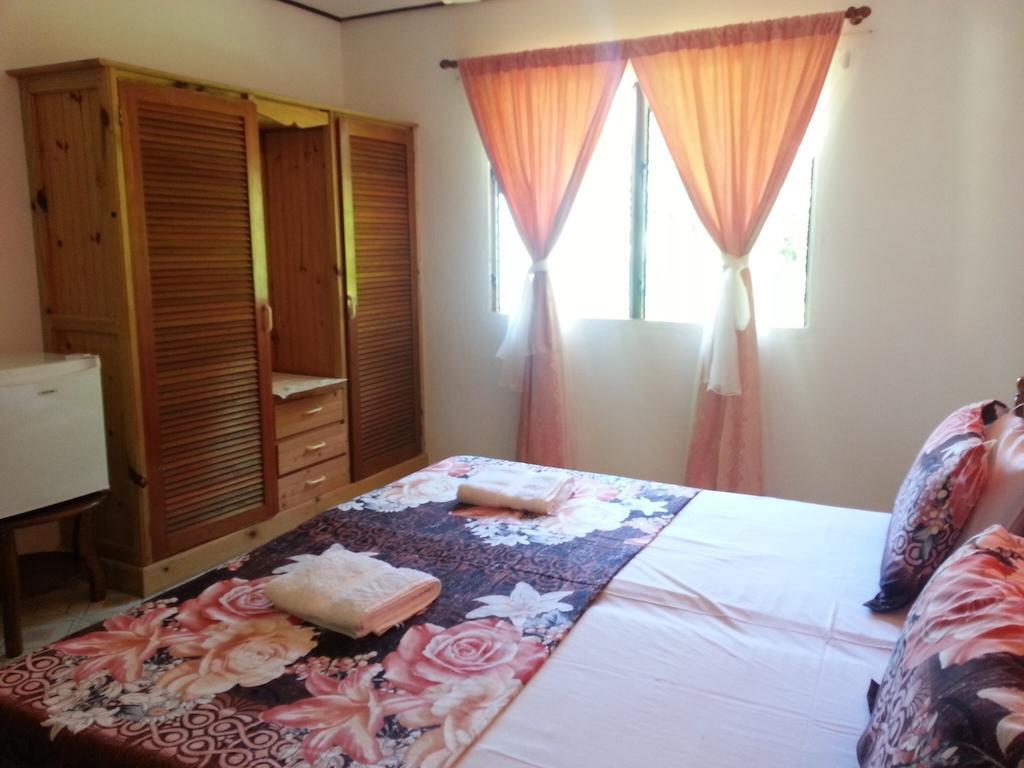 Zanboza Guesthouse La Digue Oda fotoğraf